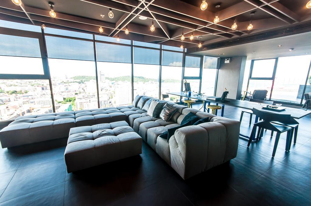 Central Pattaya Residence-The Base Condo Exteriér fotografie